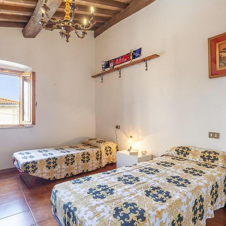 Awesome Home In Montefoscoli With Wifi Extérieur photo