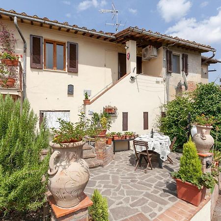Awesome Home In Montefoscoli With Wifi Extérieur photo