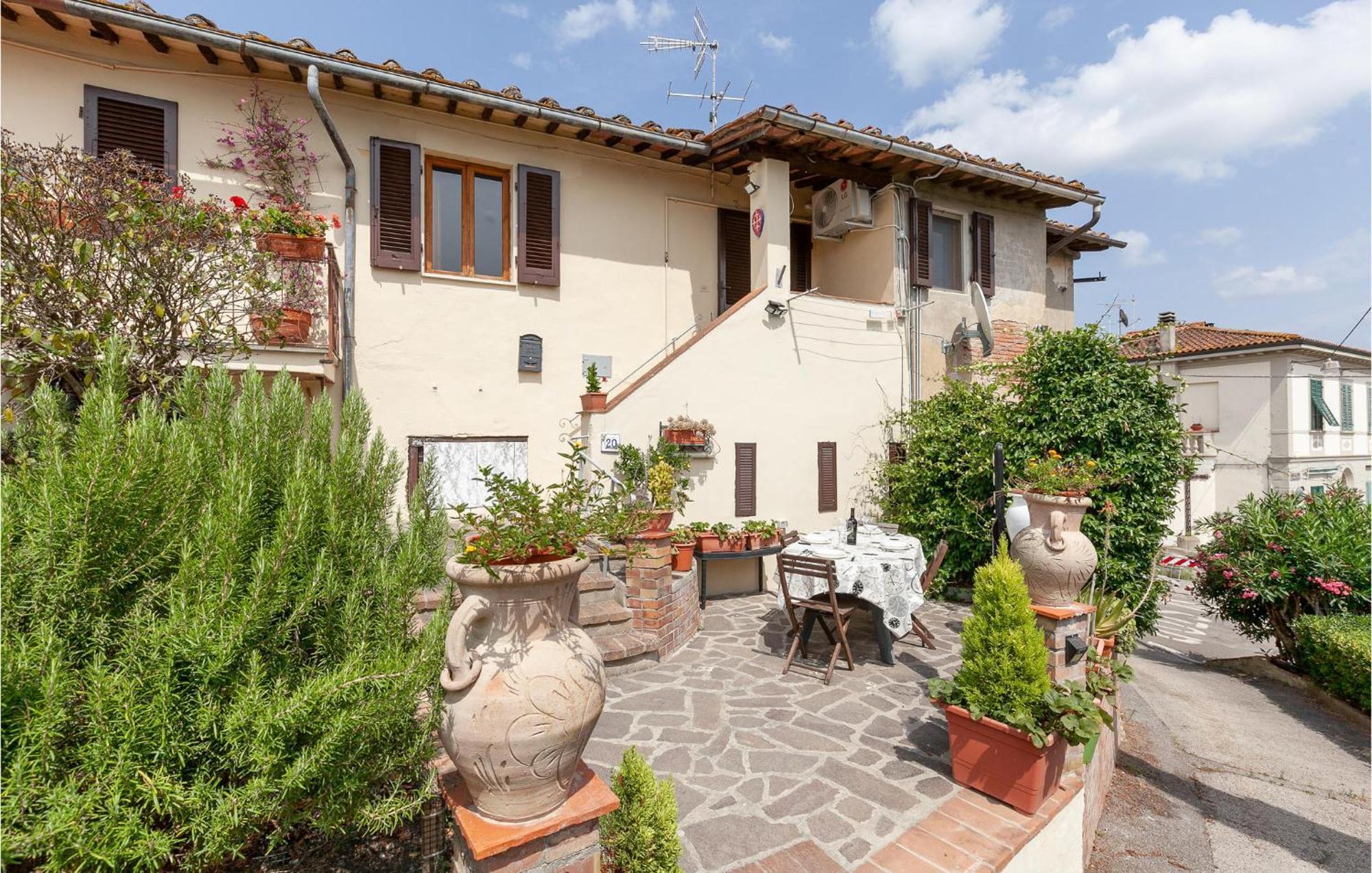 Awesome Home In Montefoscoli With Wifi Extérieur photo
